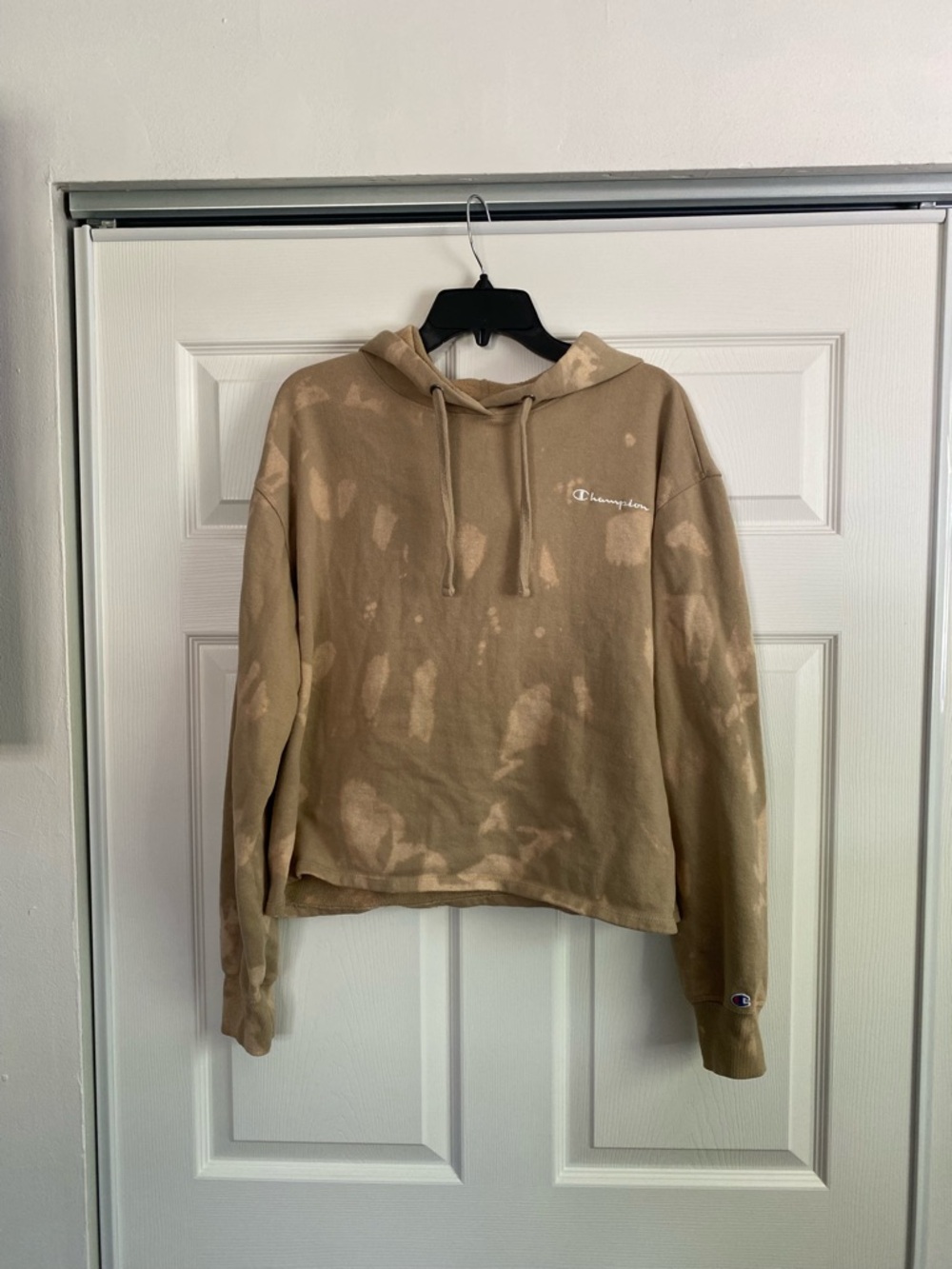 Champion Beige Tie-Dye Cropped Hoodie